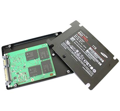 Восстановление данных с SSD в Чите